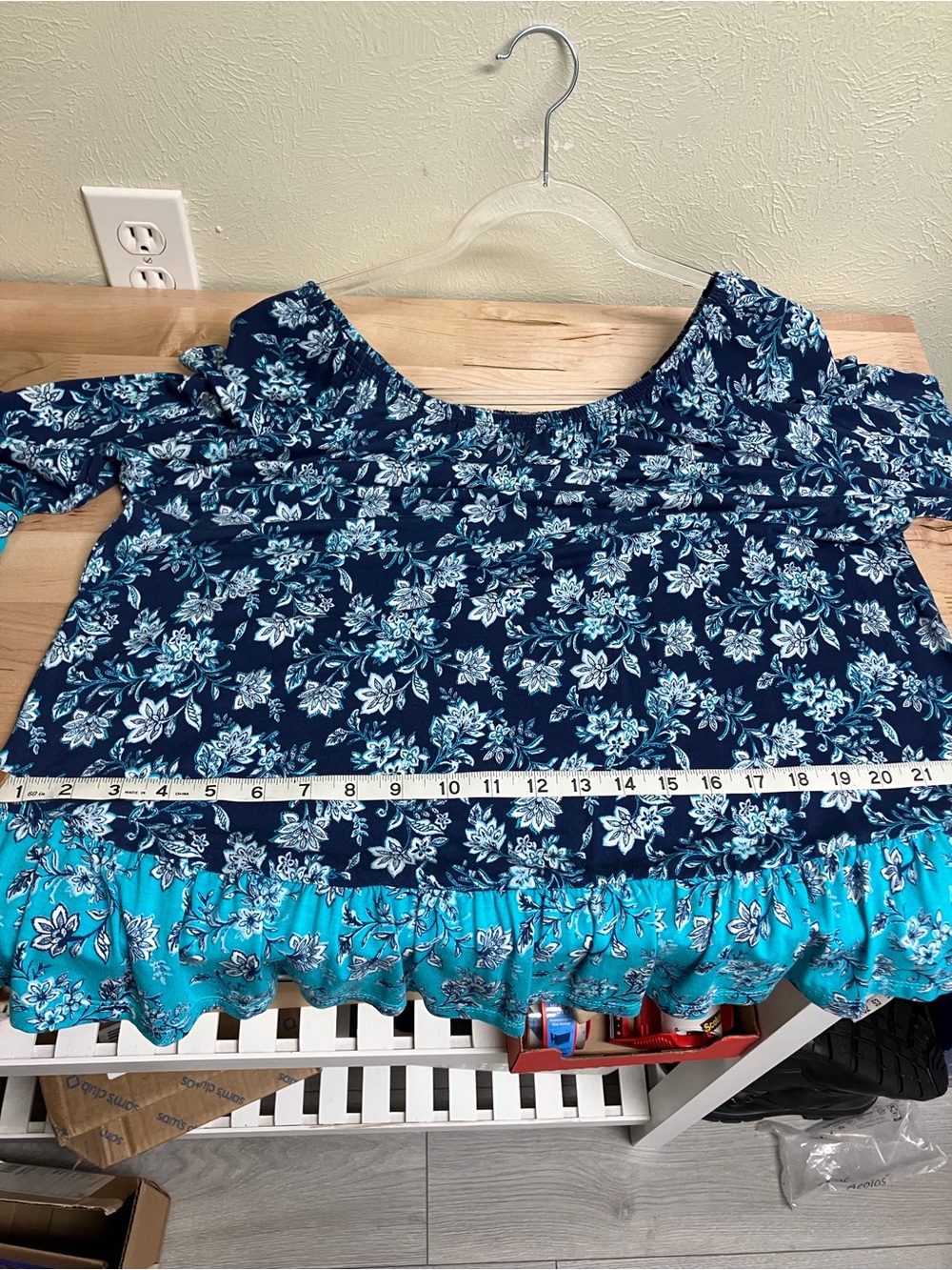 Como Vintage Navy Floral Tunic with Teal Contrast Hem - Picture 13 of 14
